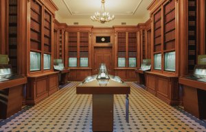 O monetach prawie wcale - historia, ludzie i tajemnice Pałacyku Czapskich | Oprowadzanie kuratorskie