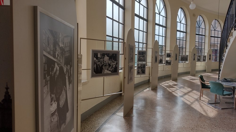 Z Krakowa do Rzymu. Jan Paweł II na fotografiach Adama Bujaka – Fotogaleria