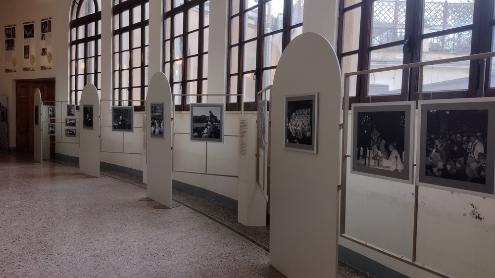 Z Krakowa do Rzymu. Jan Paweł II na fotografiach Adama Bujaka – Fotogaleria