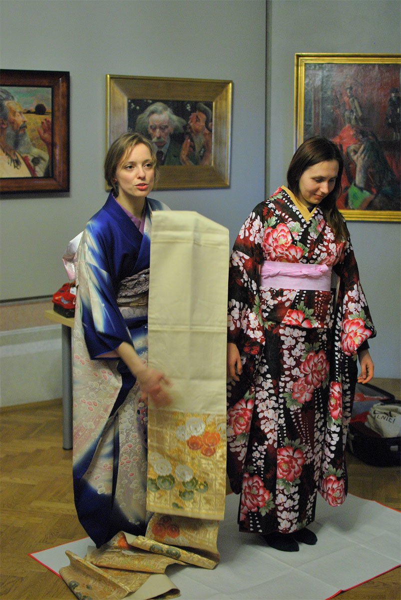 Kitsuke – ubieranie kimona