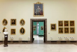 The Sukiennice Gallery - The Bacciarelli Room