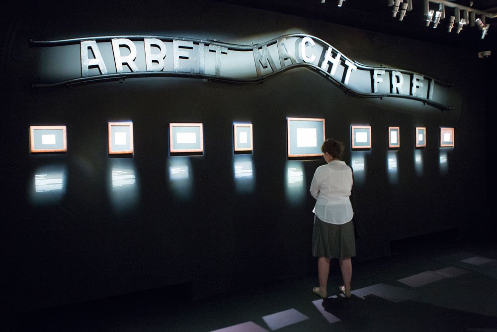 Wernisaż wystawy "Twarzą w Twarz. Sztuka w Auschwitz"