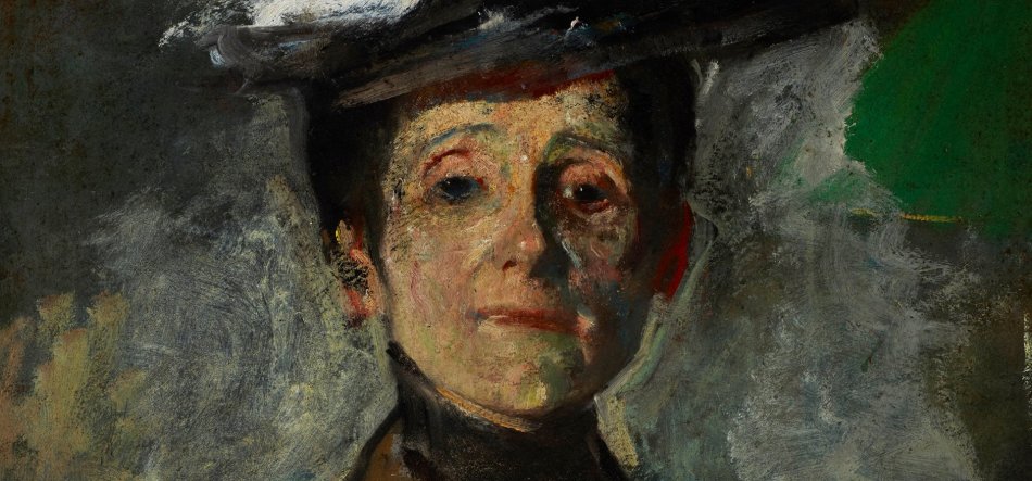 Portret namalowany grubymi pociągnięciami pędzla przedstawiający zbliżenie twarzy osoby w kapeluszu i ciemnym kołnierzu na chropowatym, szarozielonym tle z plamą intensywnej zieleni w prawym górnym rogu.