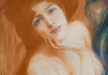 Zbliżony malarski portret kobiety o rudych włosach i bladej skórze, z głową opartą na dłoni, namalowany miękkimi, pastelowymi pociągnięciami w ciepłych pomarańczowych tonach, z ciemniejszym niebiesko‑zielonym akcentem po prawej stronie.